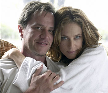 Tim DeKay e Ally Walker