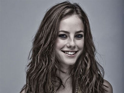 Kaya Scodelario em Skins