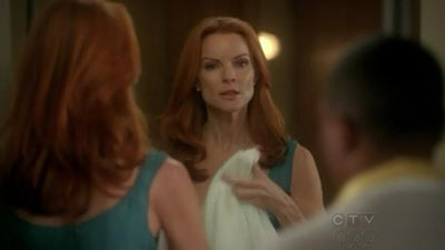 Desperate Housewives - Everybody Ought to Have a Maid