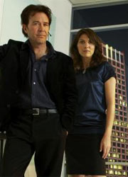 Timothy Hutton e Gina Bellman em Leverage