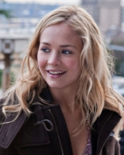 Britt Robertson em Life Unexpected