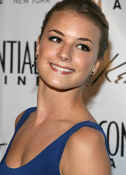 Emily VanCamp