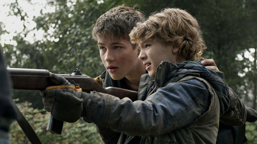 Falling Skies - Worlds Apart