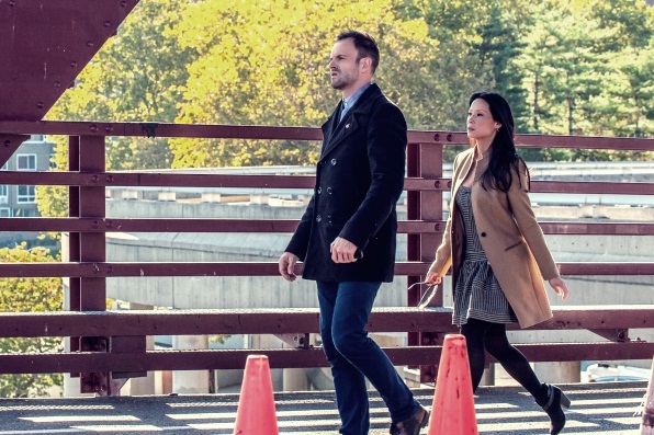 elementary 2X9 01