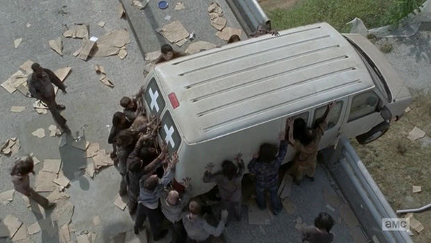 The Walking Dead 5x06 Ambulância